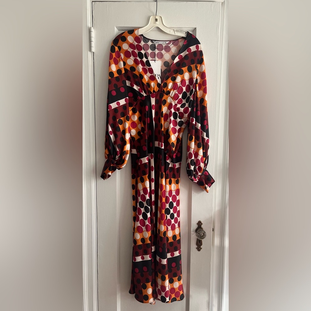 Zara dress - brand new, a-line skirt, long sleeve - Picture 2 of 3